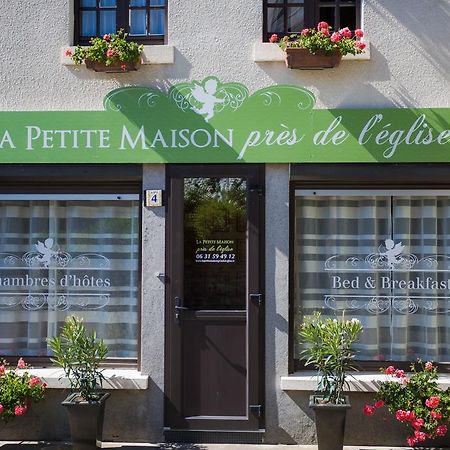 La Petite Maison Pres De L'Eglise Meillac Bagian luar foto